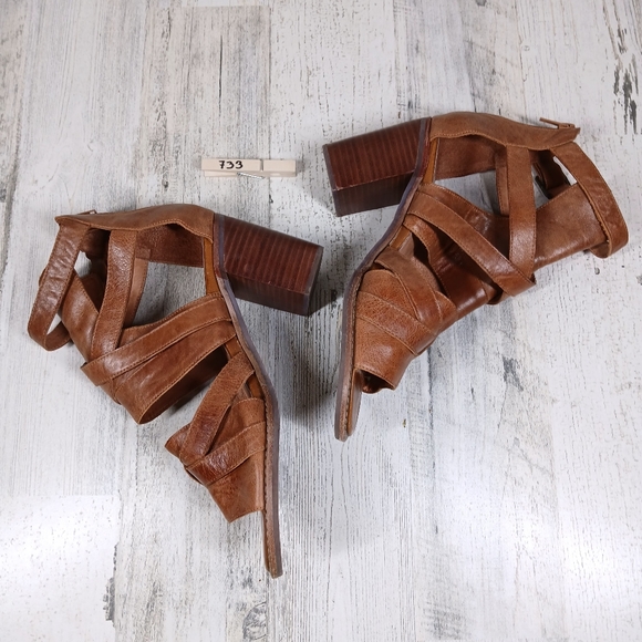 Jeffrey Campbell x Free People Cognac Brown Leather Block Heel Sandals #733 - Picture 13 of 13
